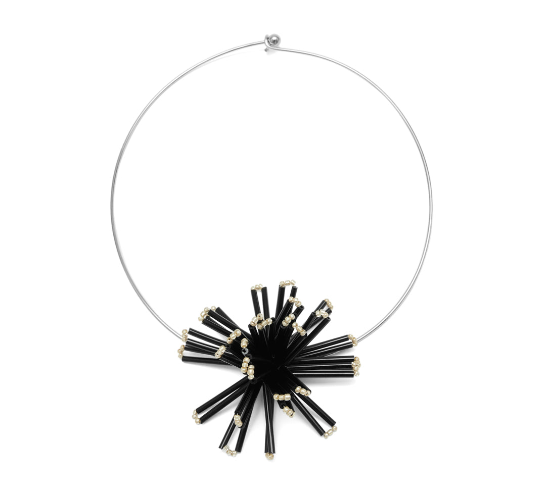 Dandelion Bloom Choker - Black