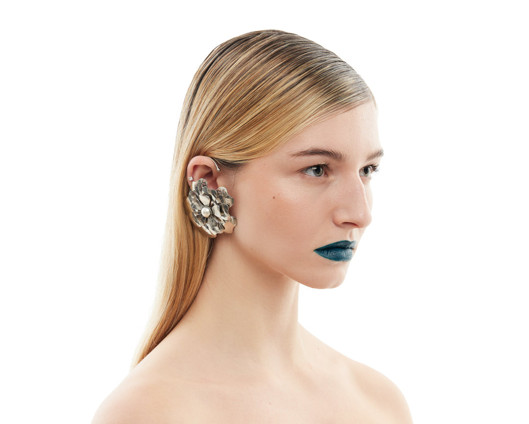 Solitary Bloom Earcuff - Silver