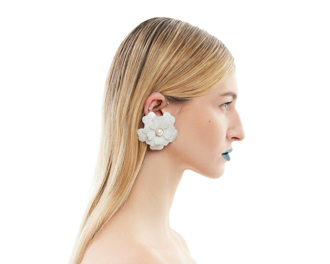 Solitary Bloom Earcuff - White