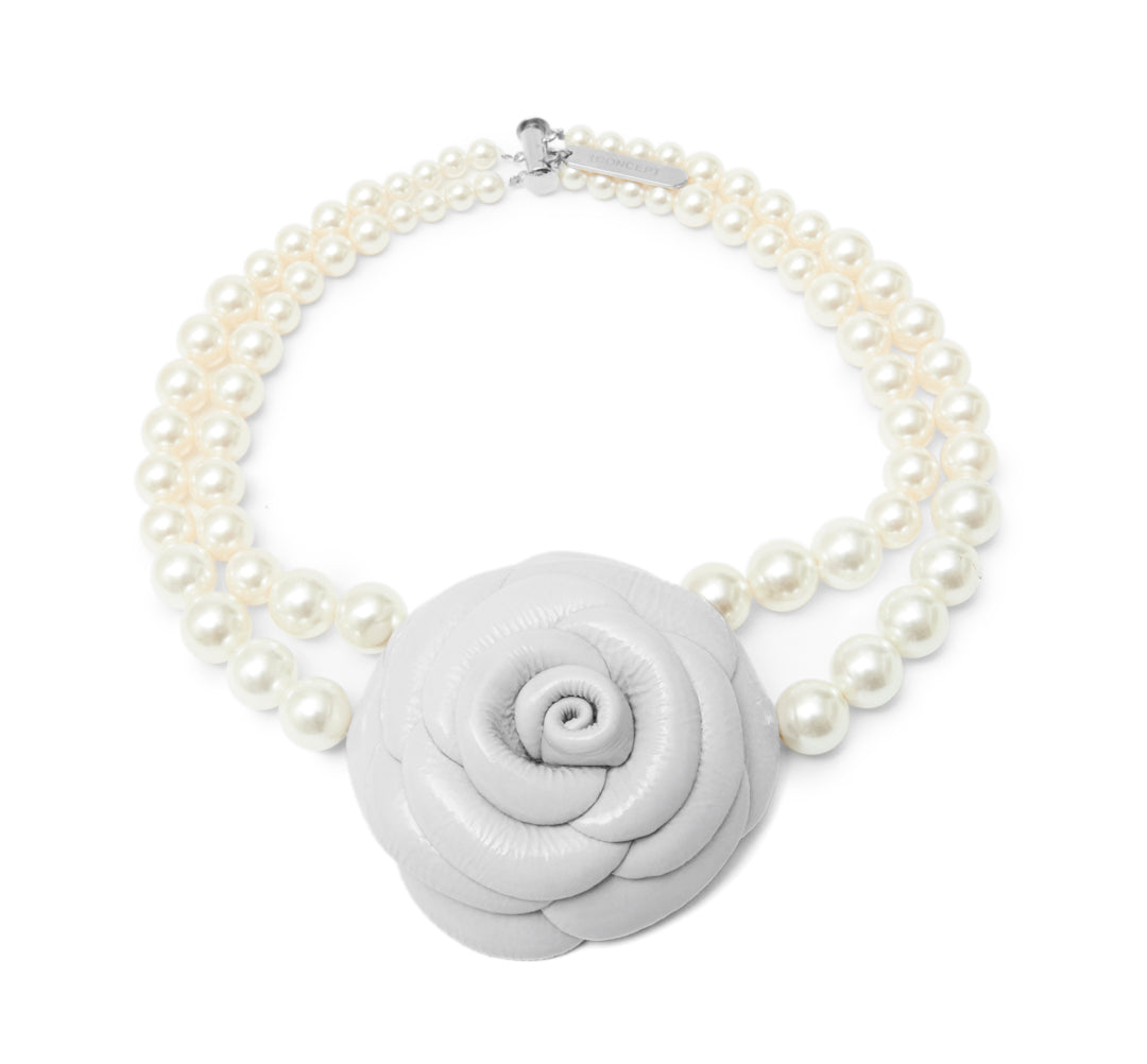 Silent Rose Choker White