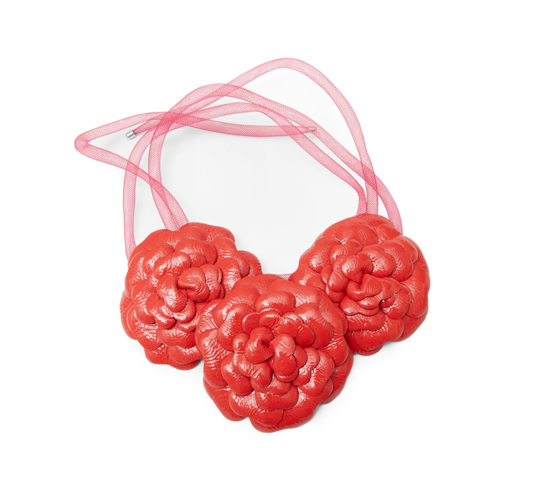 Solitary Bloom Gorget Red
