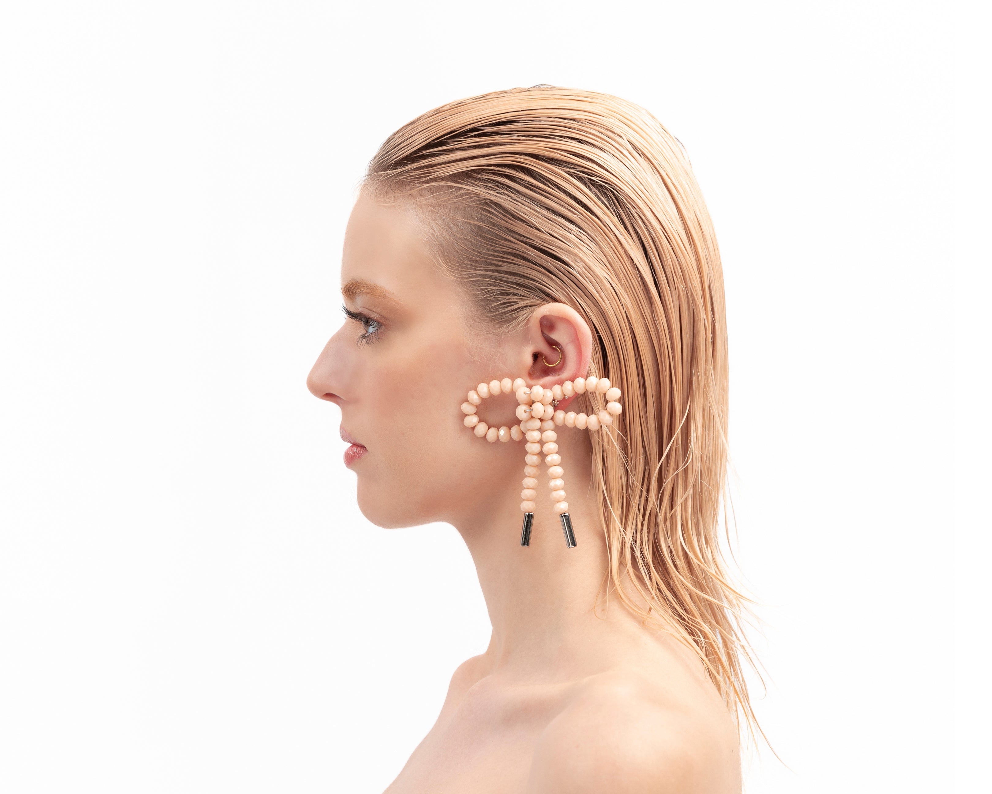 Lady Ribbon Earrings - Jade Off White