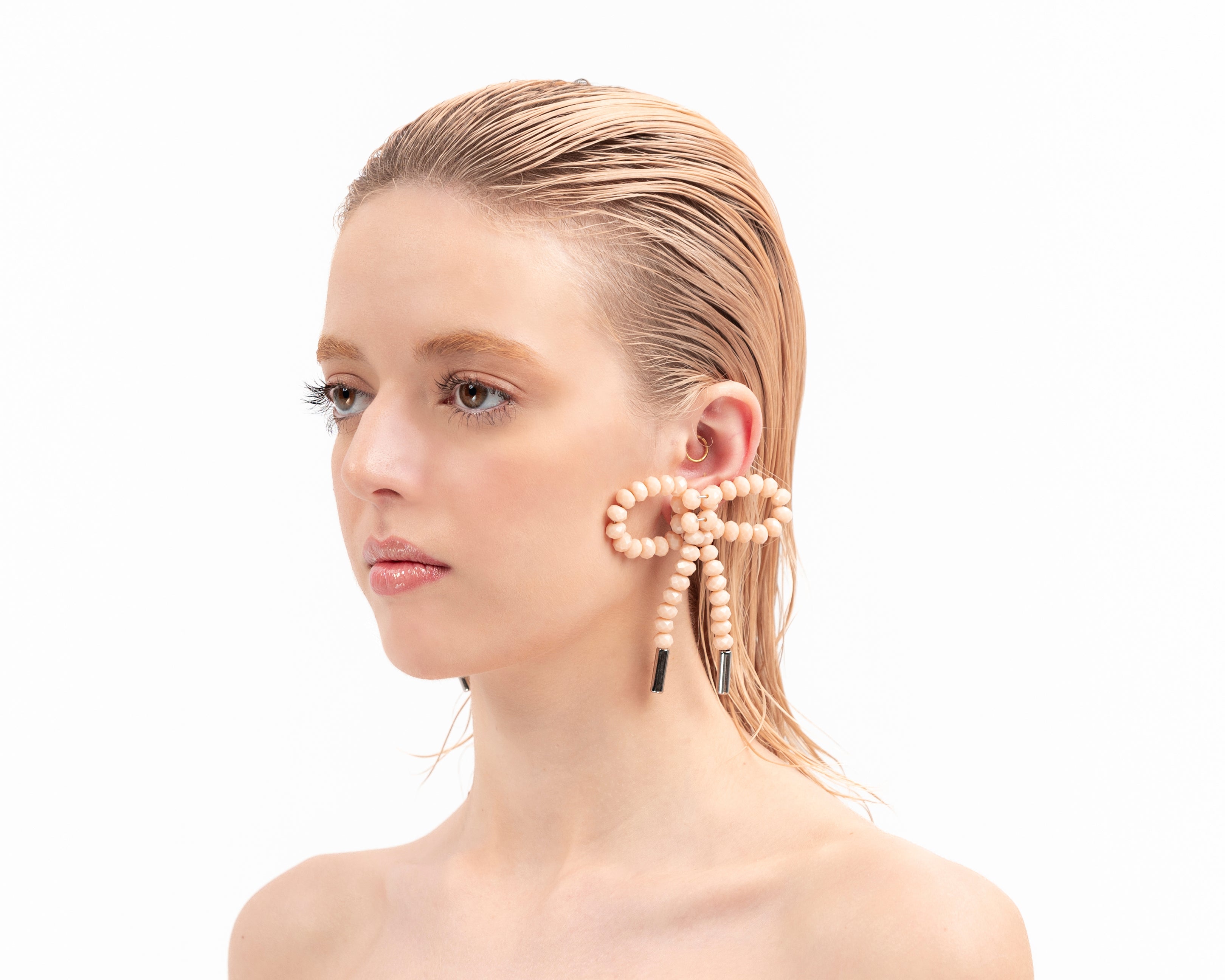 Lady Ribbon Earrings - Jade Off White