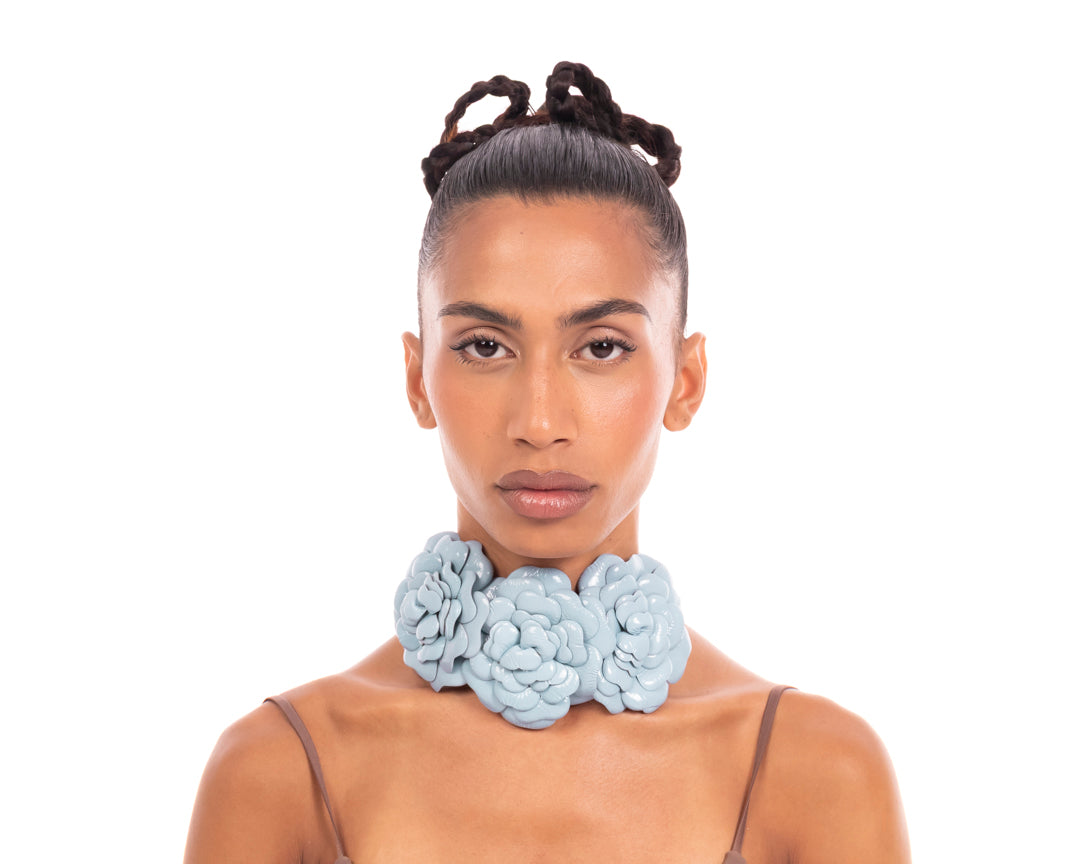 Solitary Bloom Gorget Blue