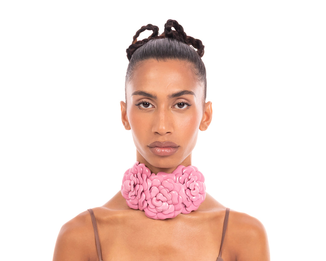 Solitary Bloom Gorget Pink